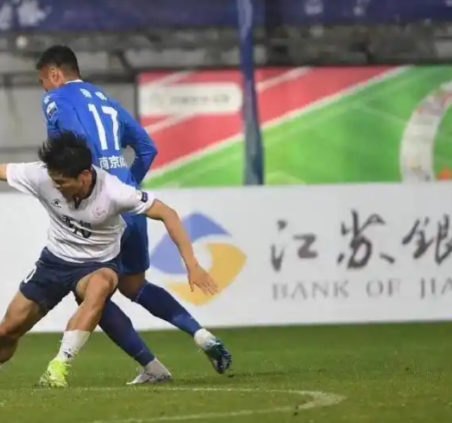押中苏超,江苏银行把800万花成8个亿